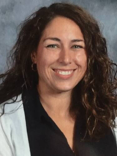 Alumna Brooke Elenbaas